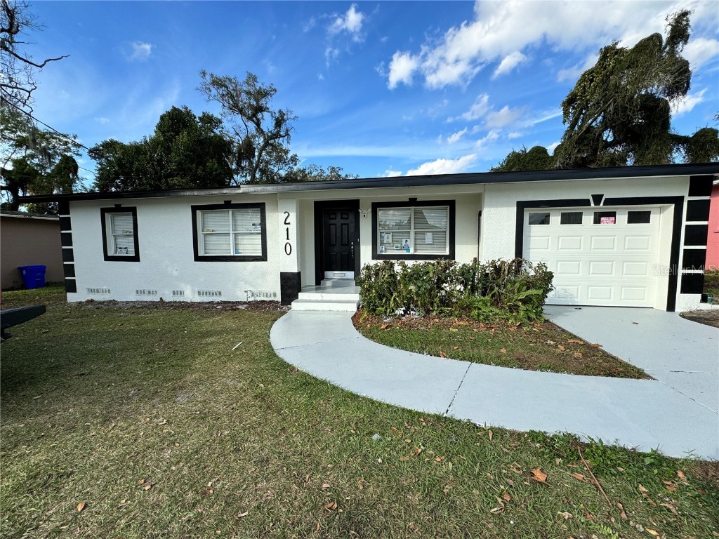 210 E Edgewood Drive Lakeland FL 33803 P4928089 image1