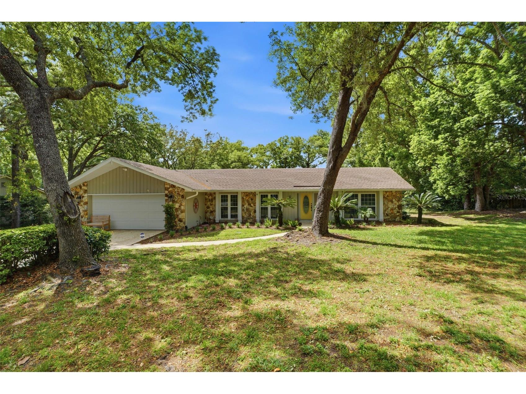 210 E Sweetwater Creek Drive Longwood FL 32779 - LAKE BRANTLEY AND WEKIVA RIVER O6402314 image1