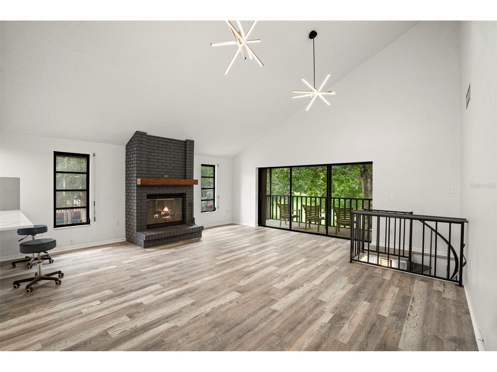 210 Edgewood Avenue Clearwater FL 33755 TB8525751 image10