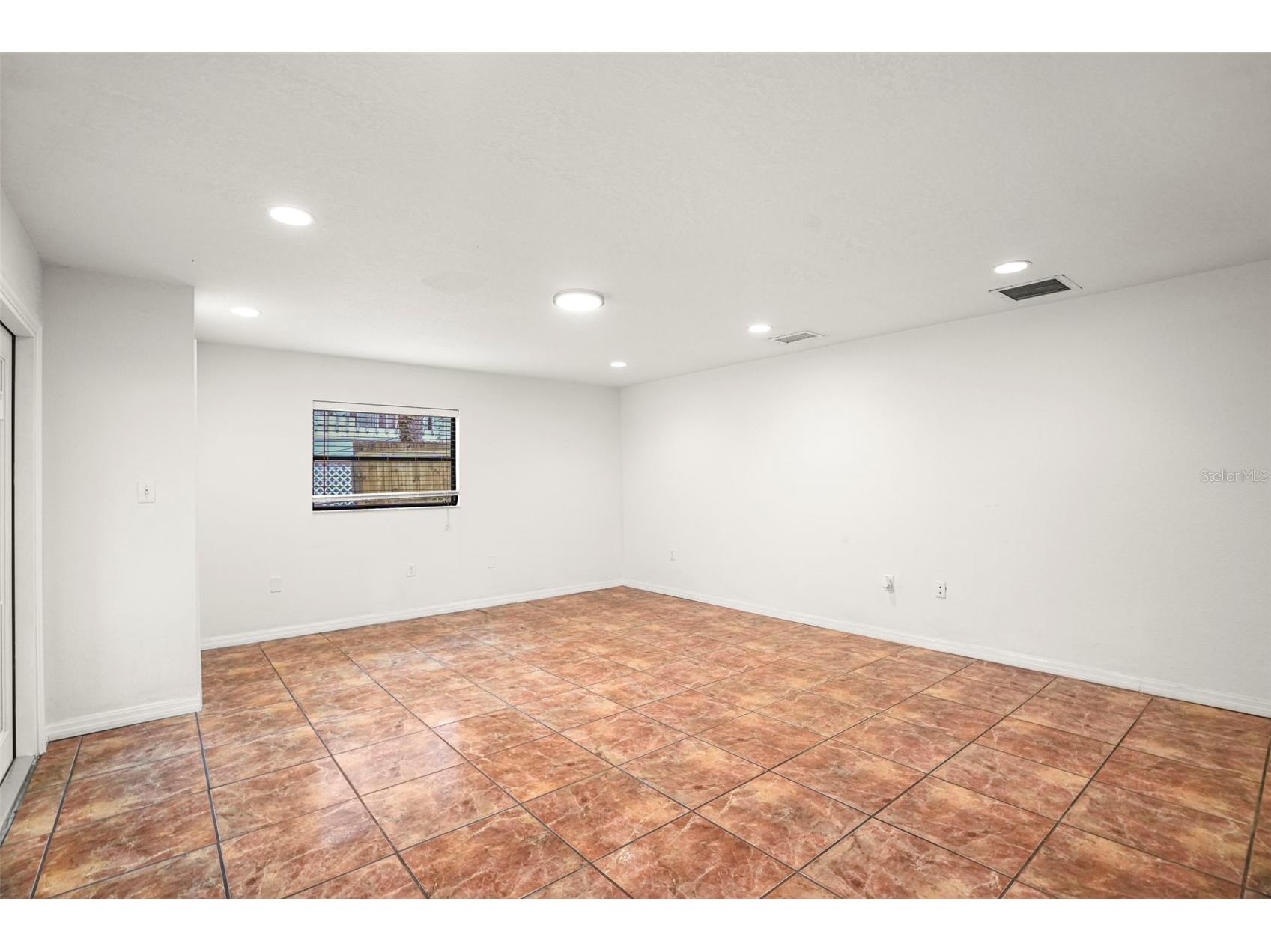 210 Edgewood Avenue Clearwater FL 33755 TB8525751 image30