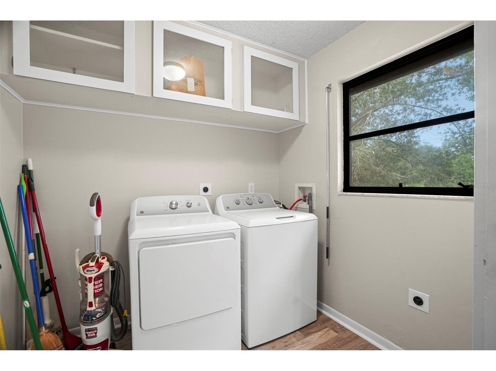 210 Edgewood Avenue Clearwater FL 33755 TB8525751 image37