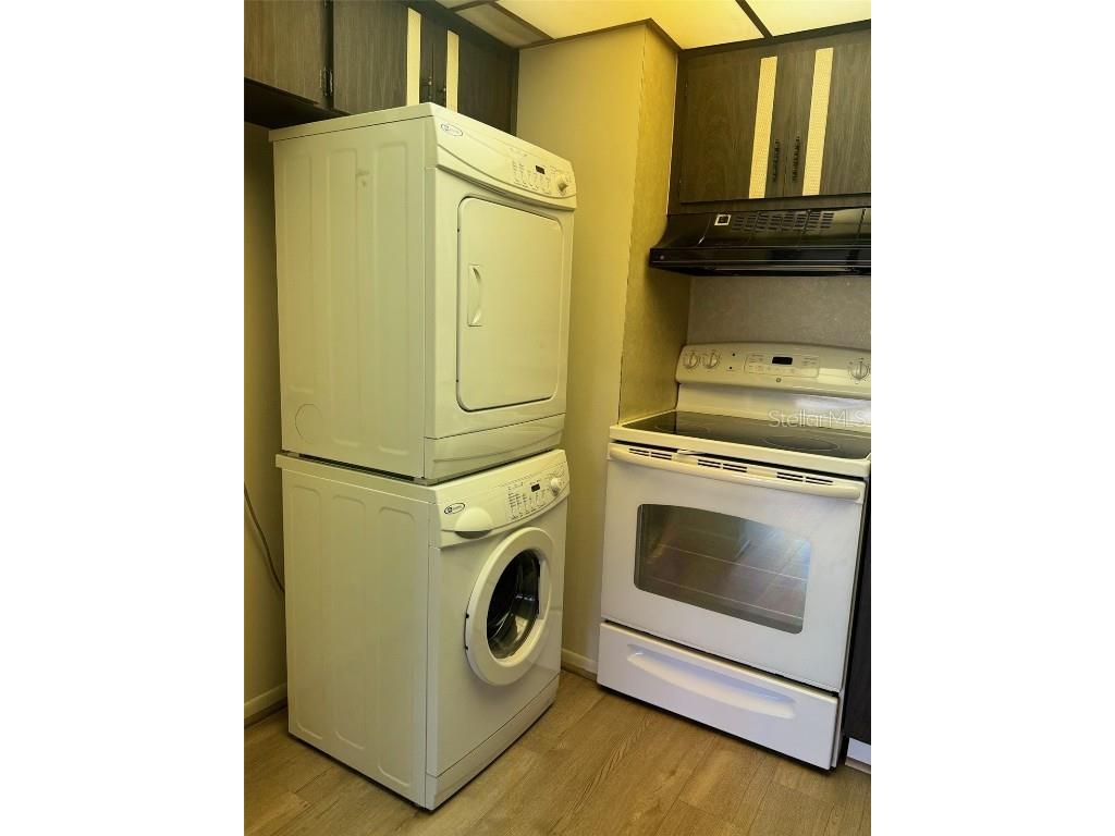 210 Elliot Avenue #135 Sarasota FL 34232 A4675187 image3