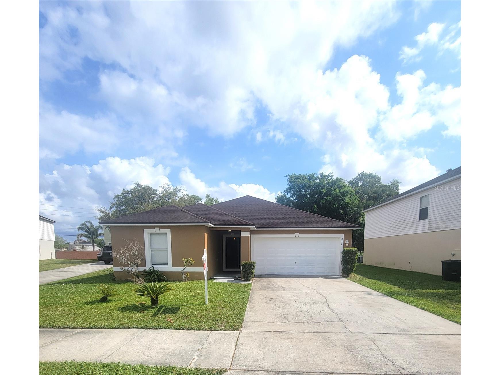 210 Fairfield Dr Drive Sanford FL 32771 O6366425 image1