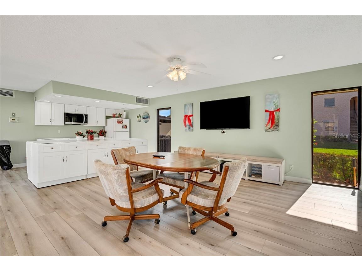 210 Fernwood Circle #210 Seminole FL 33777 TB8352312 image43