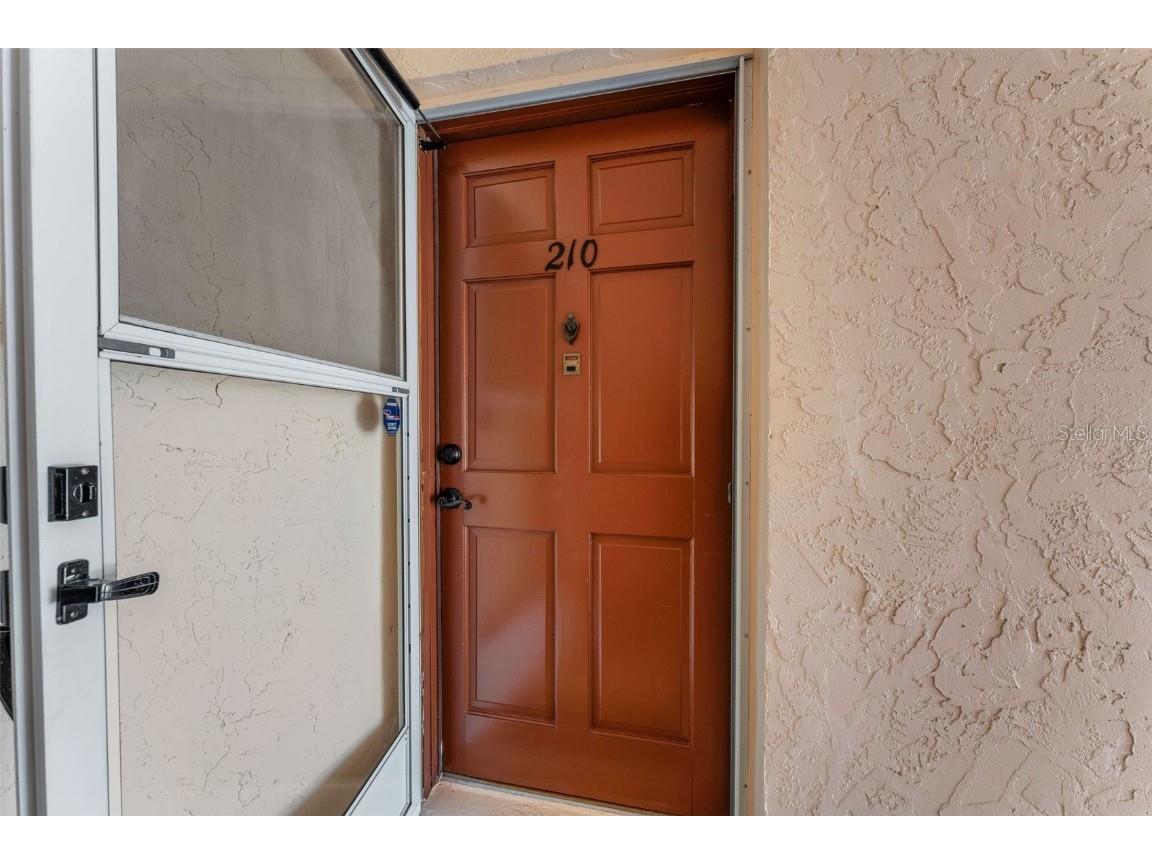 210 Fernwood Circle #210 Seminole FL 33777 TB8352312 image9