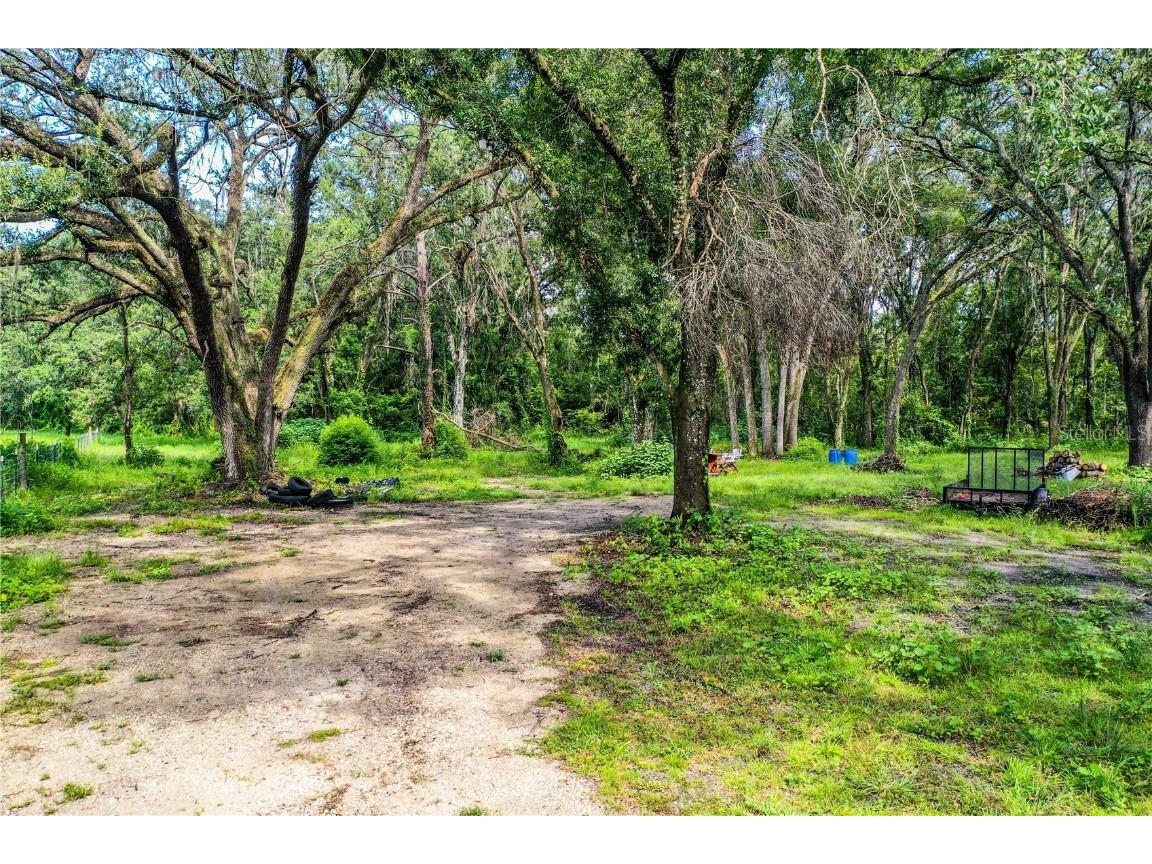 210 Fields Road Lakeland FL 33801 L4942787 image1