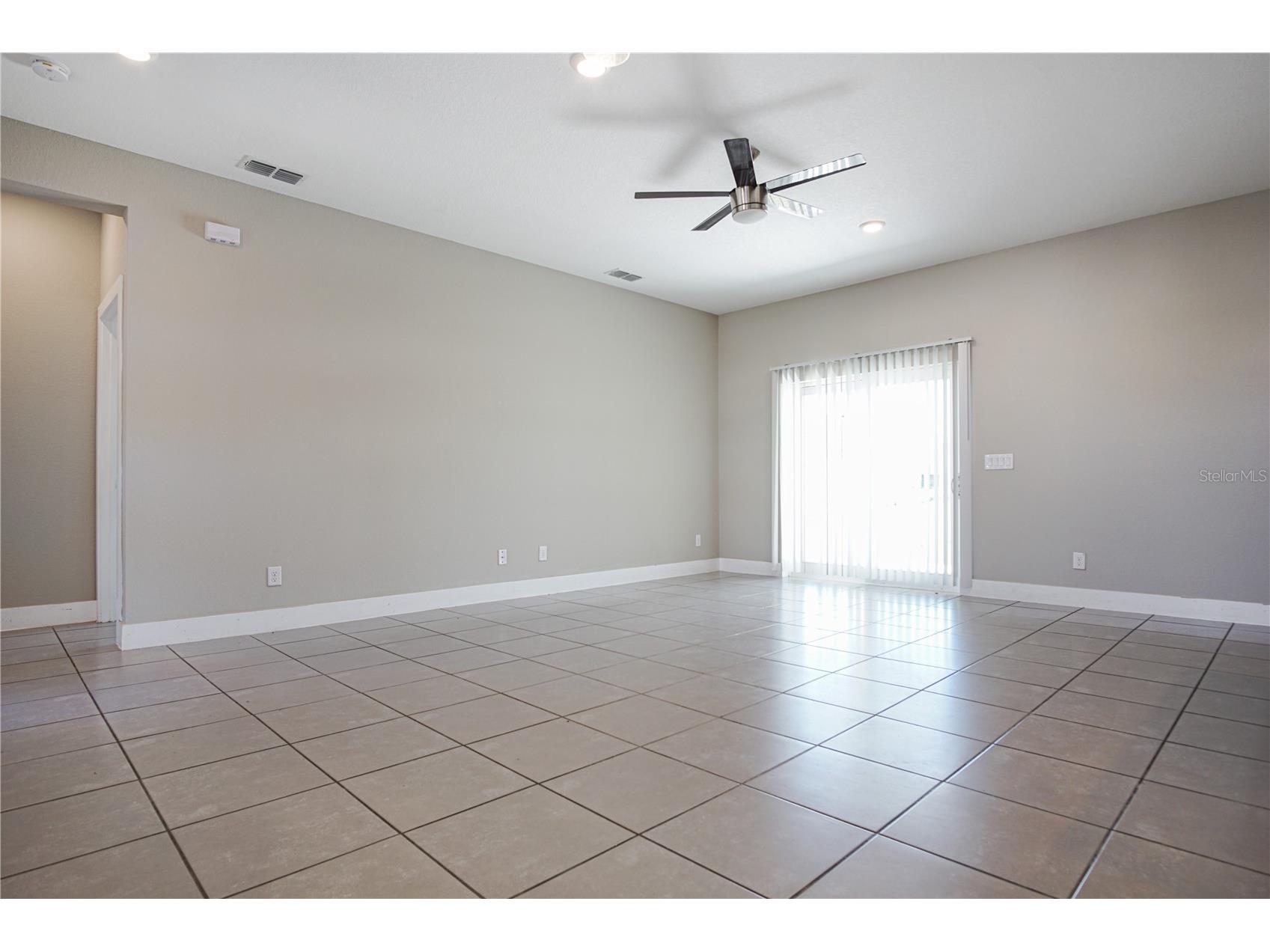 210 Goldenrod Lane Kissimmee FL 34759 S5149331 image6