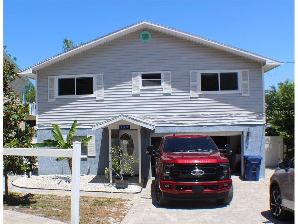 210 Grace Street Crystal Beach FL 34681 U8201893 image1