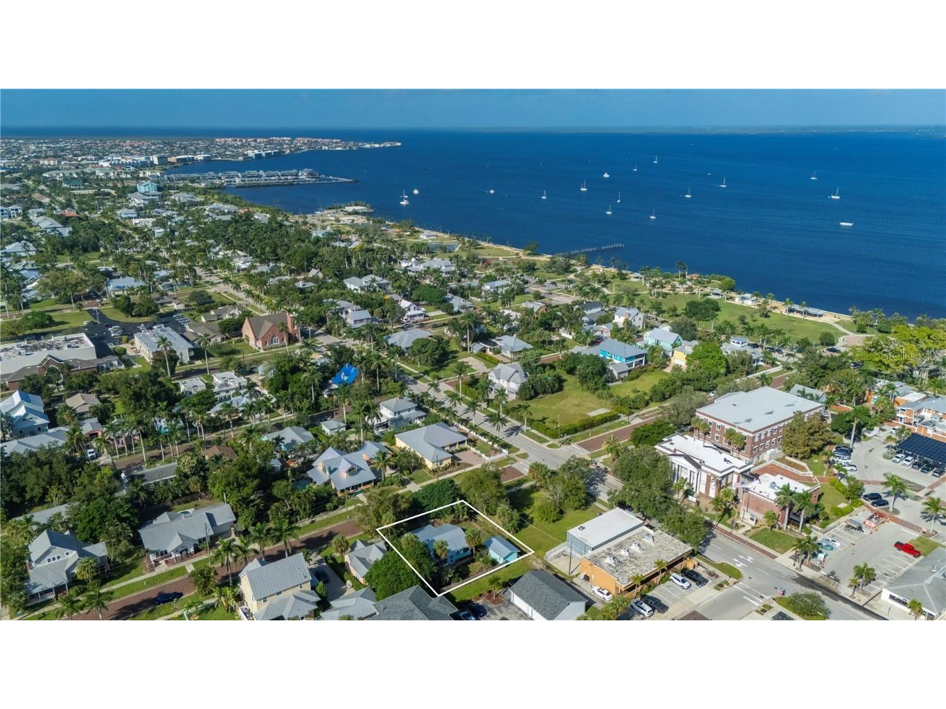 210 Harvey Street Punta Gorda FL 33950 C7515917 image3