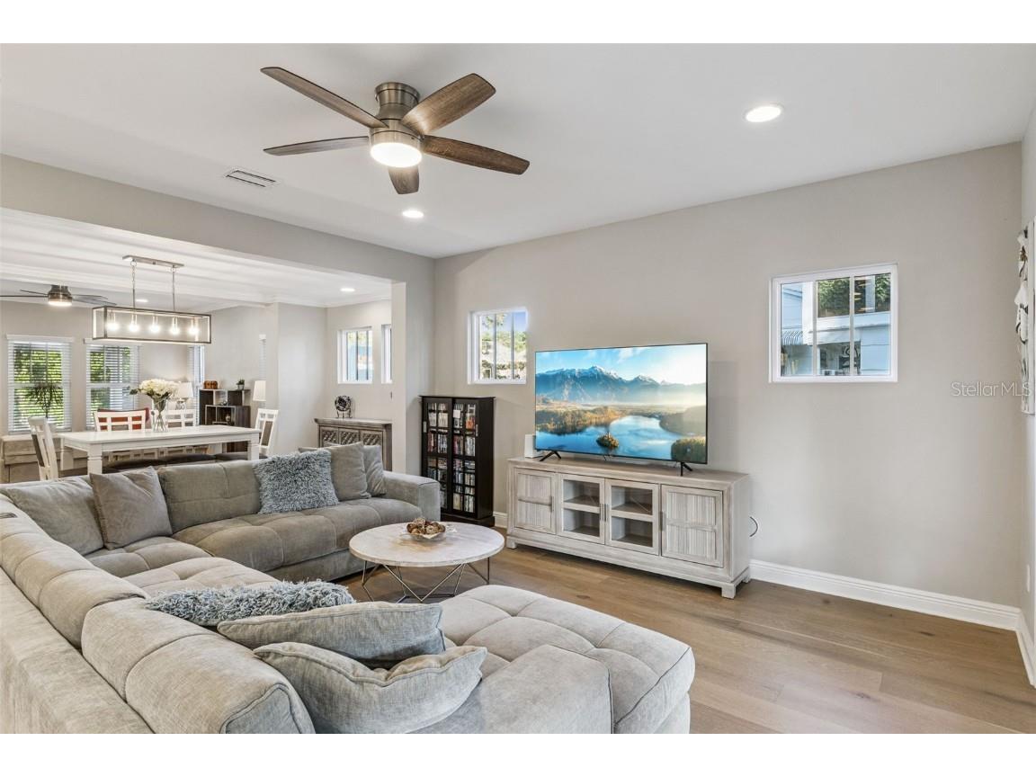 210 Hibiscus Court Orlando FL 32801 O6360156 image3