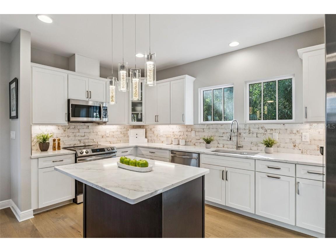 210 Hibiscus Court Orlando FL 32801 O6360156 image8