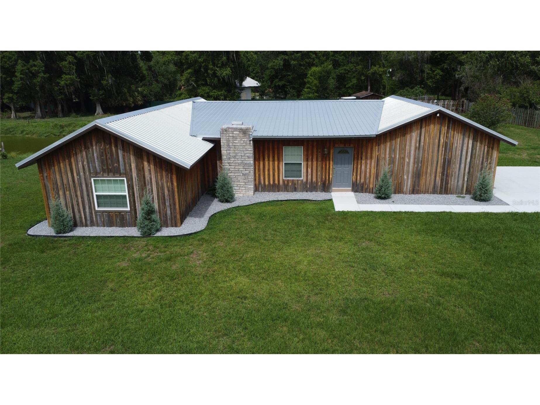 210 Josh Reynolds Road Lakeland FL 33801 L4962412 image2