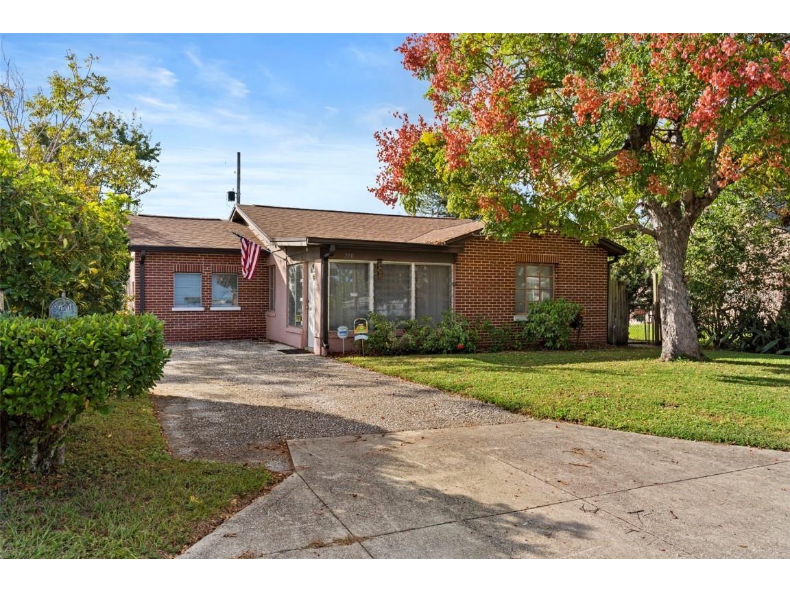 210 Kent Avenue Orlando FL 32805 O6091220 image1