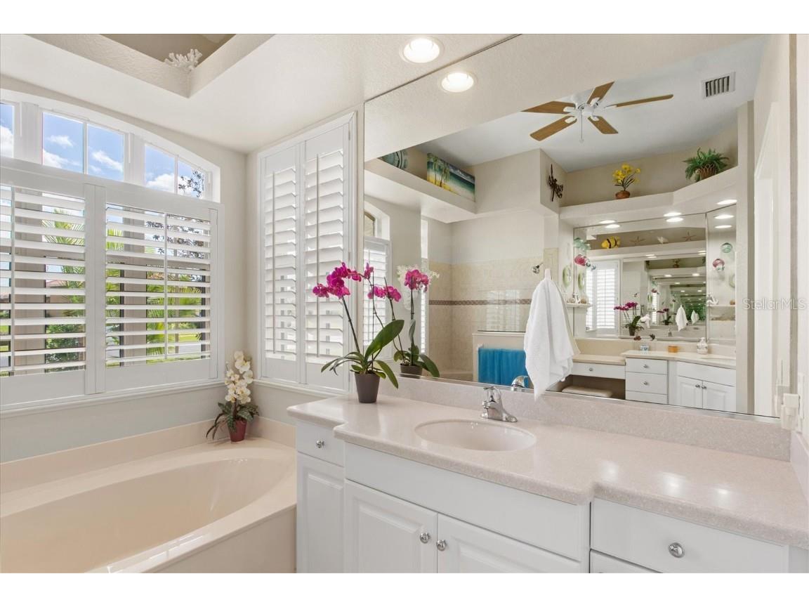 210 Lake Victoria Court Englewood FL 34223 N6140904 image33