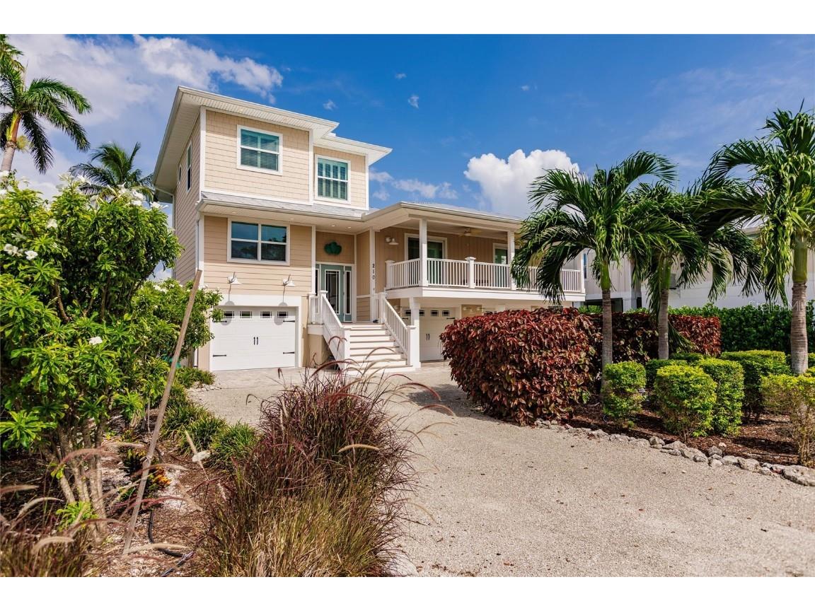 210 Lakeview Drive Anna Maria FL 34216 T3548048 image1