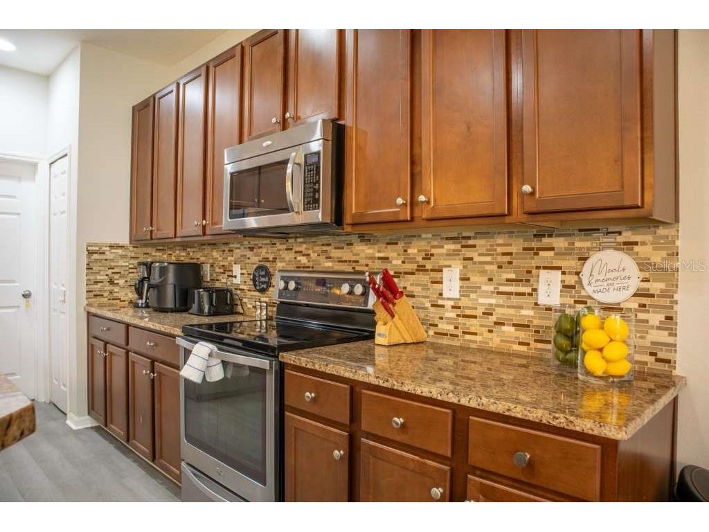 210 Las Fuentes Drive Kissimmee FL 34746 S5144642 image38