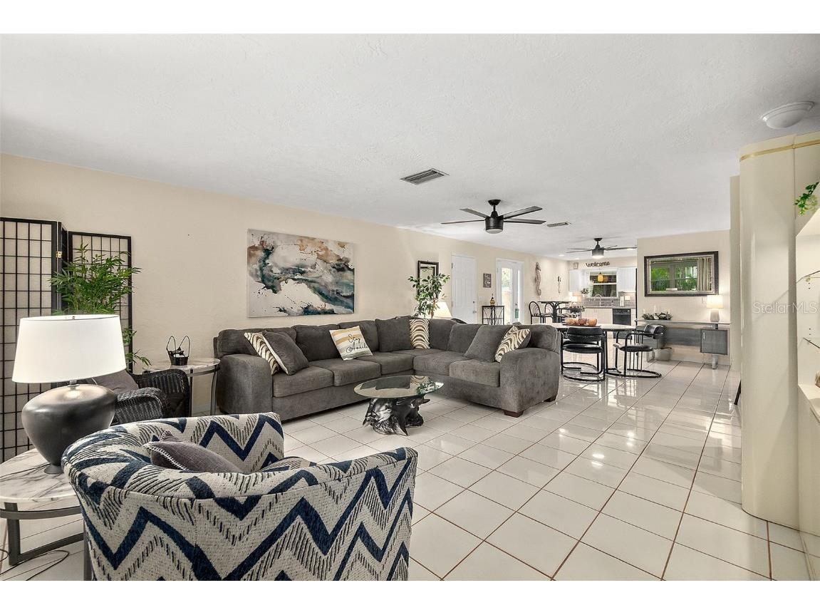 210 Lincoln Avenue New Smyrna Beach FL 32169 OM712660 image4