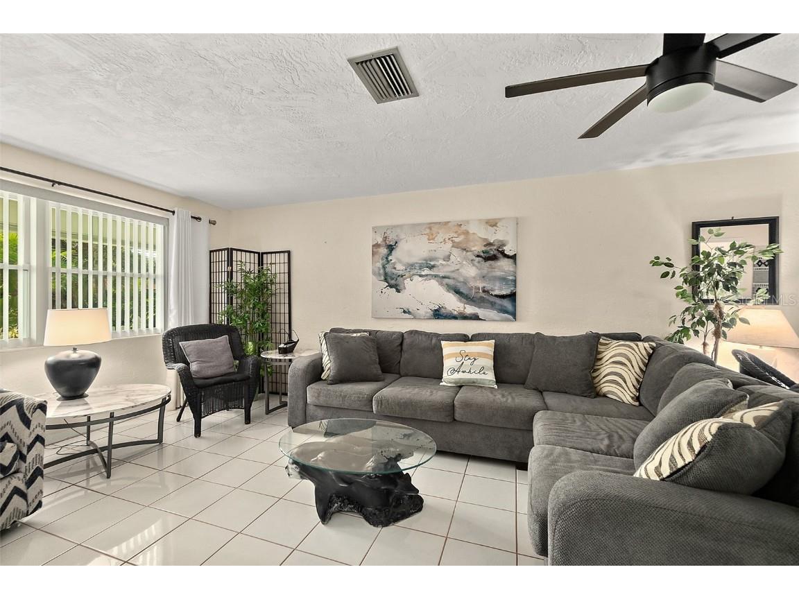 210 Lincoln Avenue New Smyrna Beach FL 32169 OM712660 image6