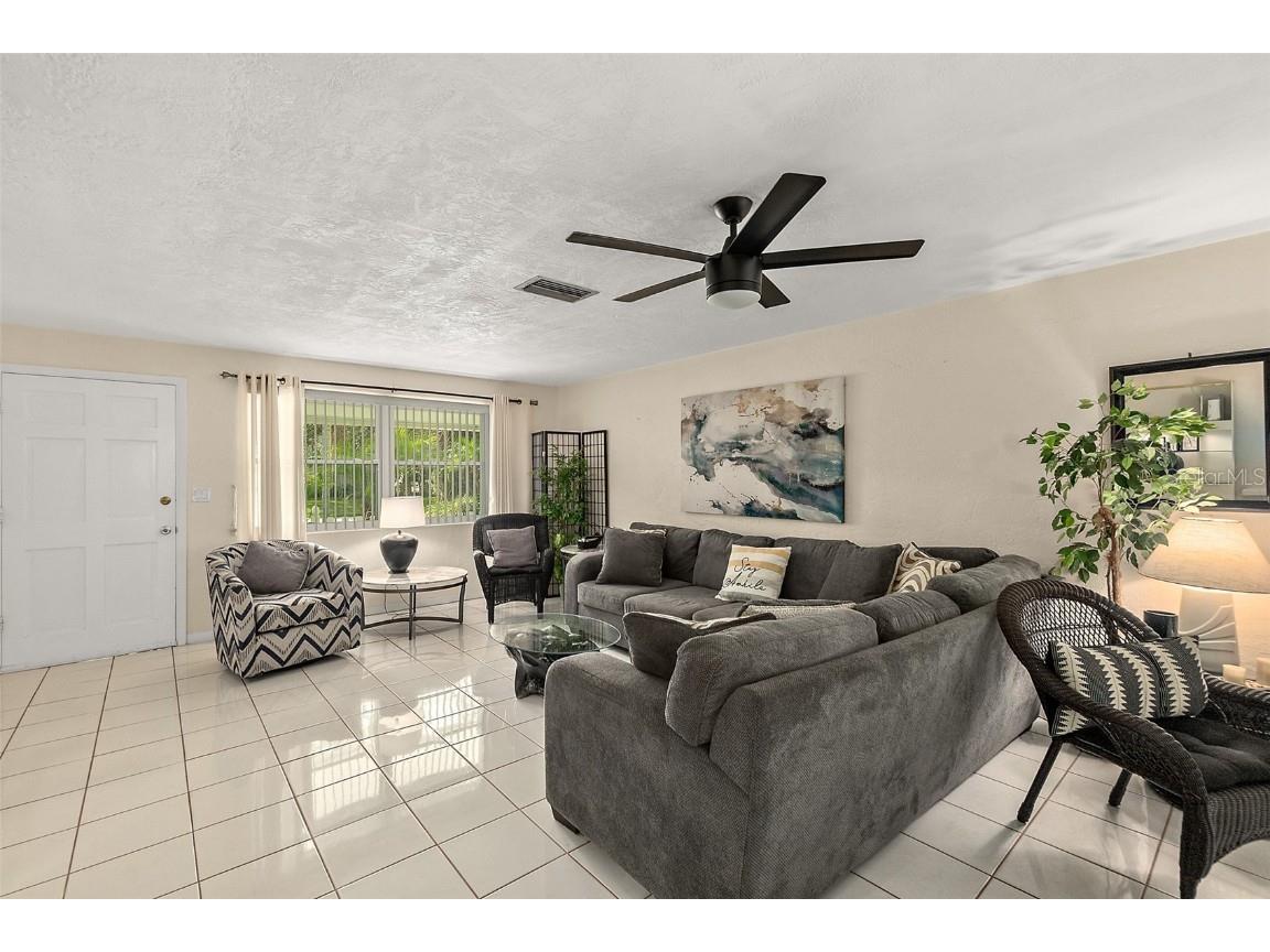 210 Lincoln Avenue New Smyrna Beach FL 32169 OM712660 image7