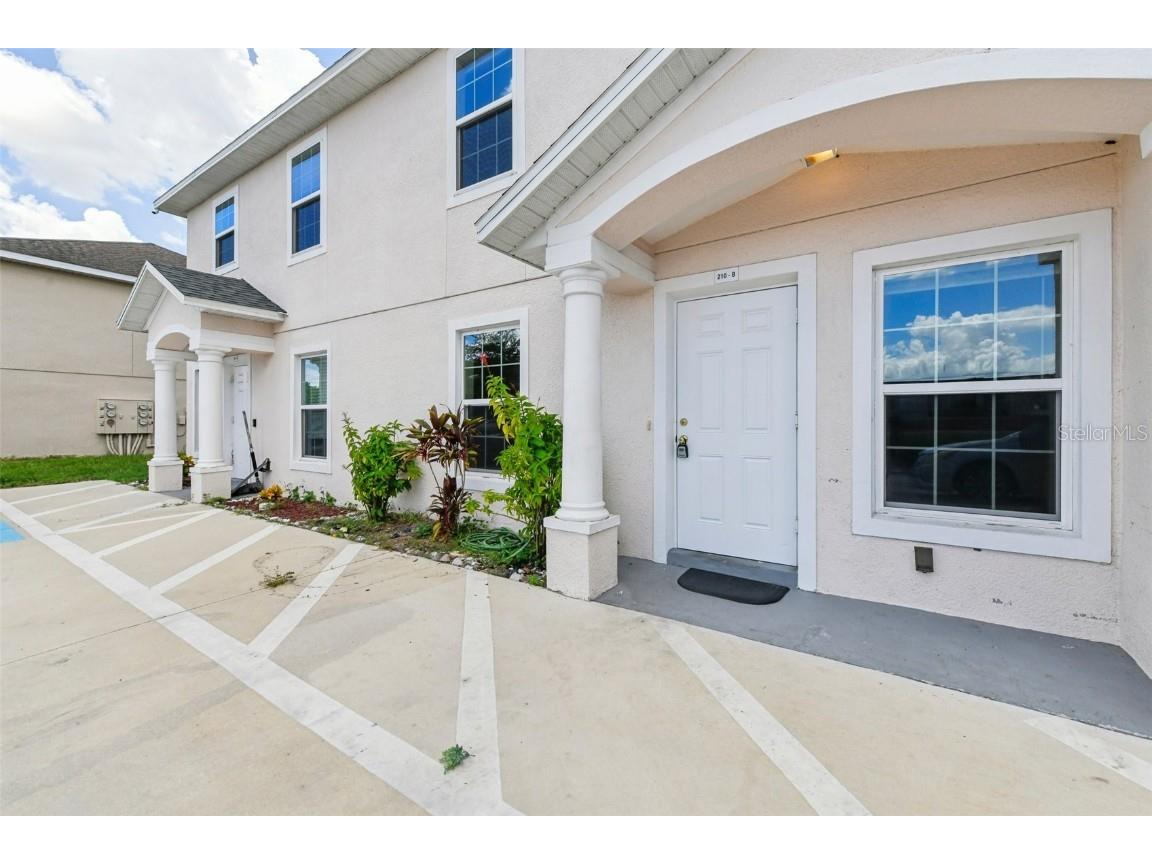 210 Majors Lane #B Kissimmee FL 34743 O6237760 image1