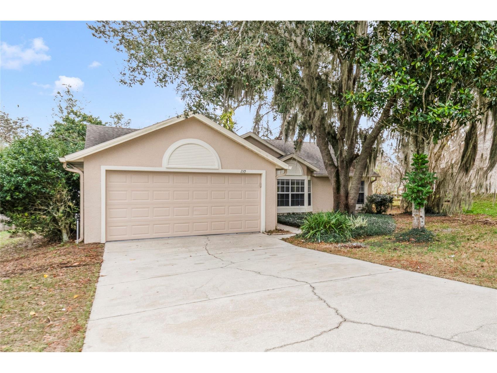 210 Meadow Green Drive Davenport FL 33837 O6377698 image1