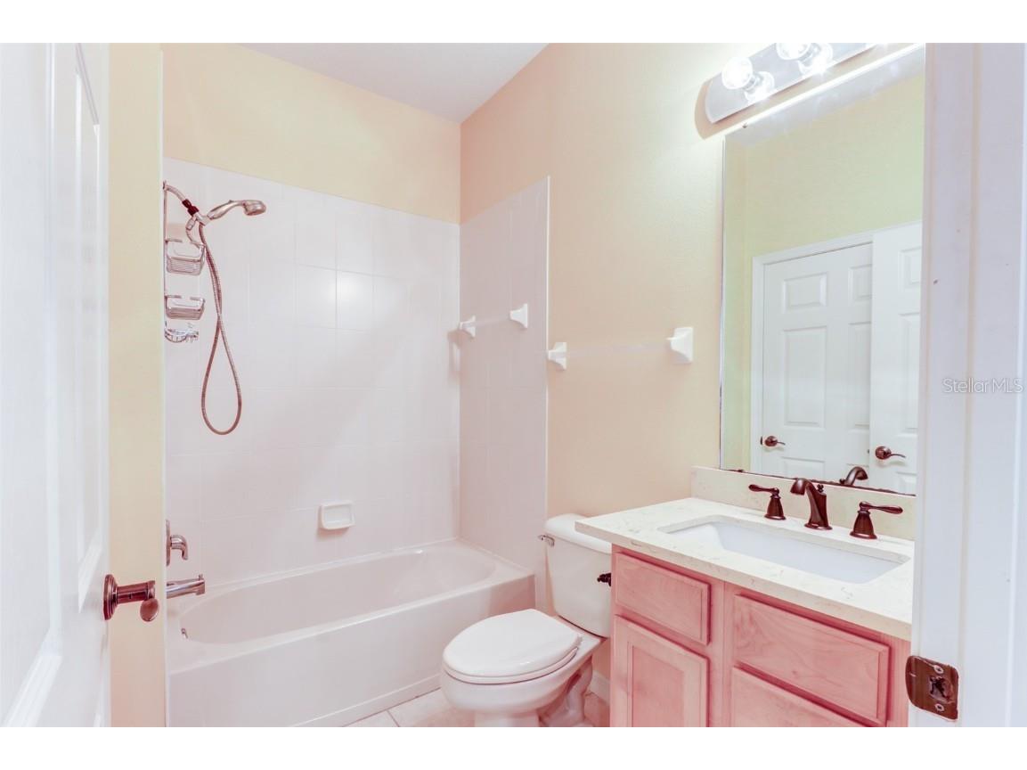 210 Mystic Falls Drive Apollo Beach FL 33572 TB8448240 image32