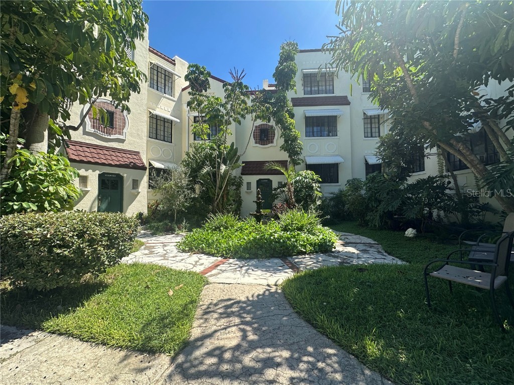 210 N 17th Street W #15 Bradenton FL 34205 A4669165 image1