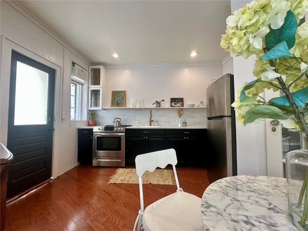 210 N 17th Street W #15 Bradenton FL 34205 A4670526 image5