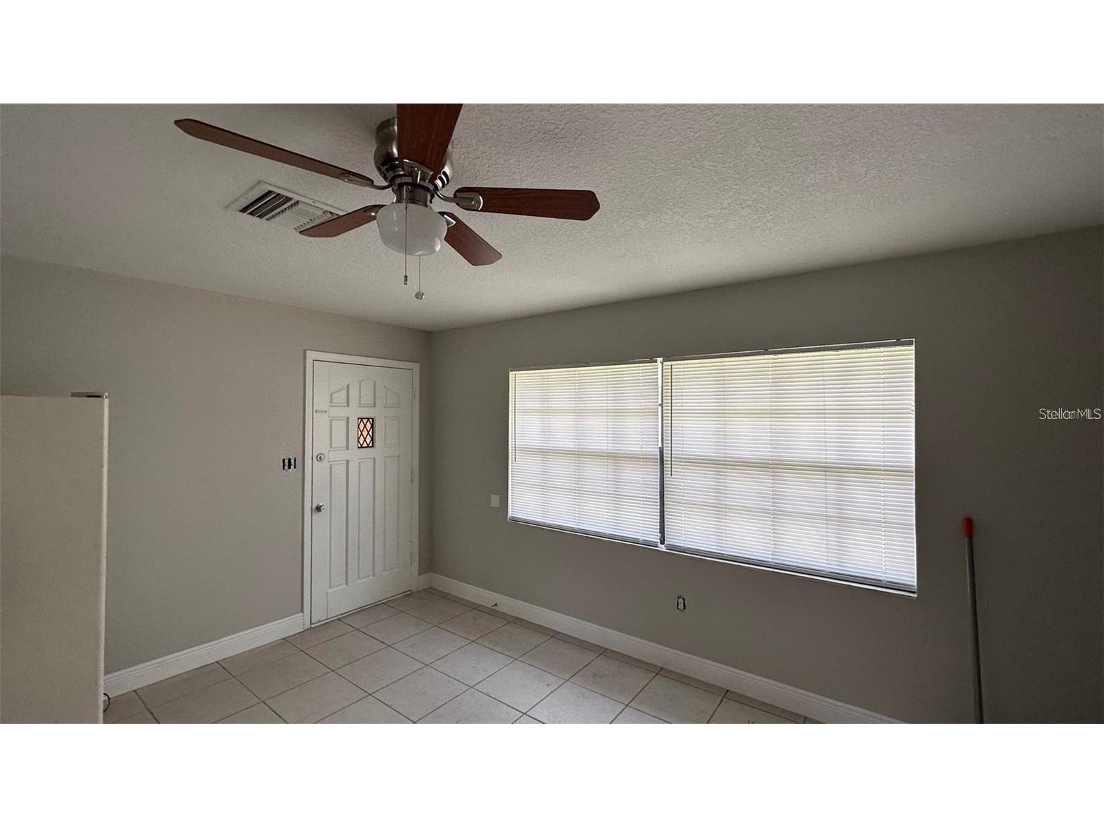210 N Lone Oak Drive #1 Leesburg FL 34748 S5147342 image3