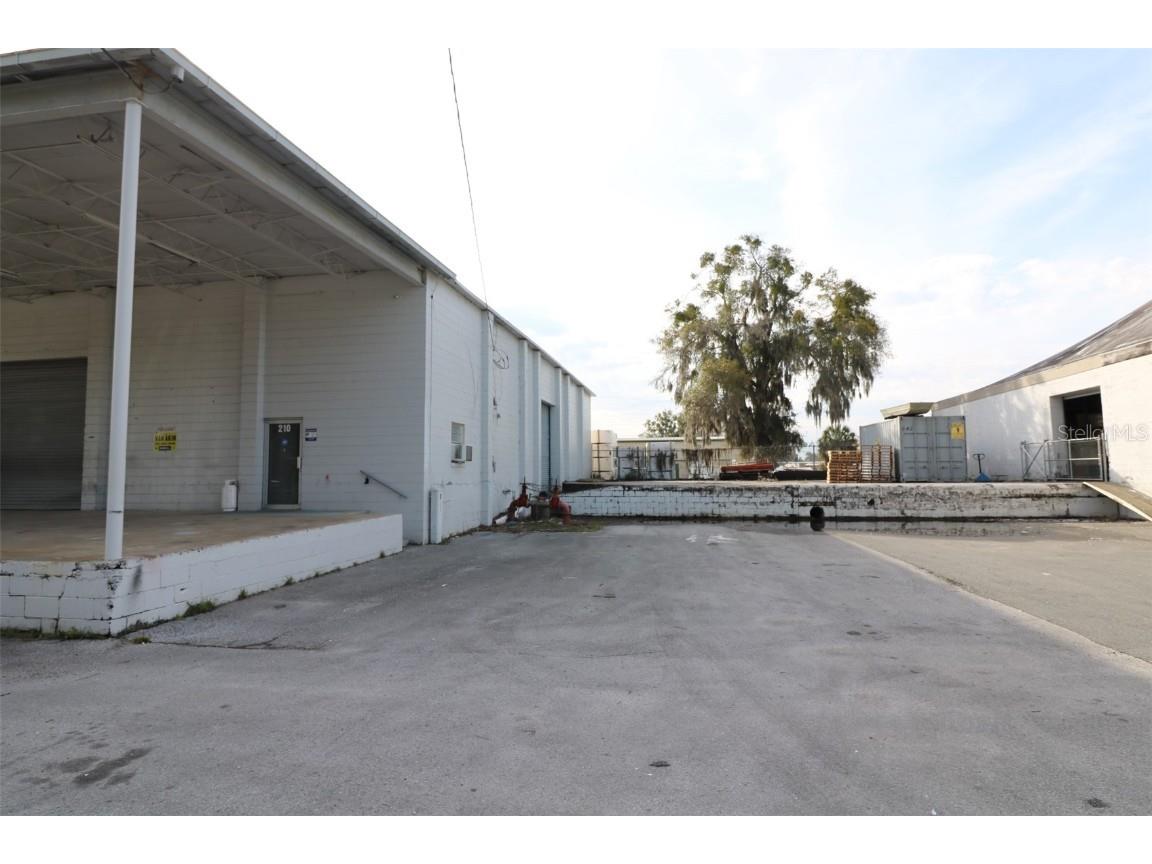 210 NW 13th Street Ocala FL 34475 OM684460 image2