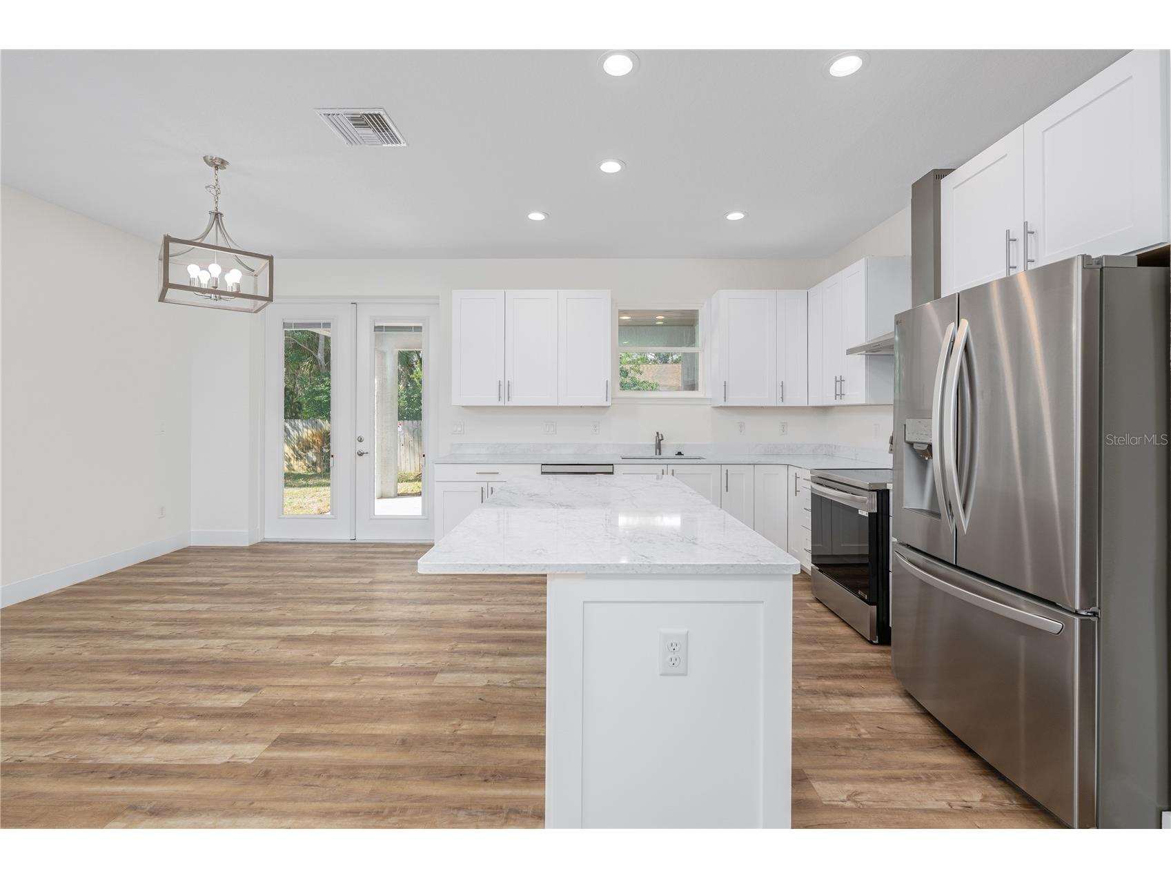 210 Paradise Drive Deland FL 32720 O6401558 image8