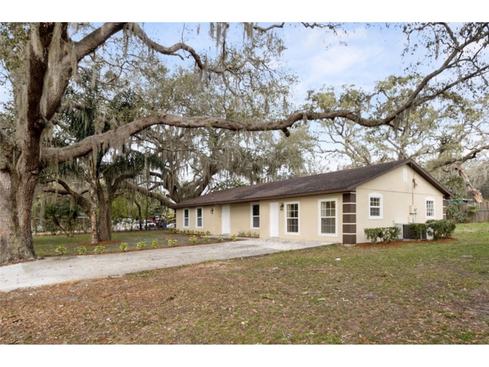 210 Pearl Street Mascotte FL 34753 TB8527091 image1