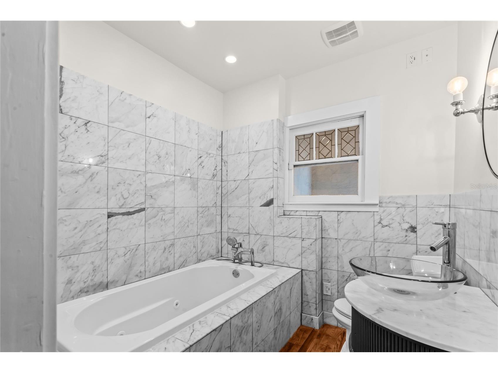 210 Phillips Place Orlando FL 32806 O6376560 image39