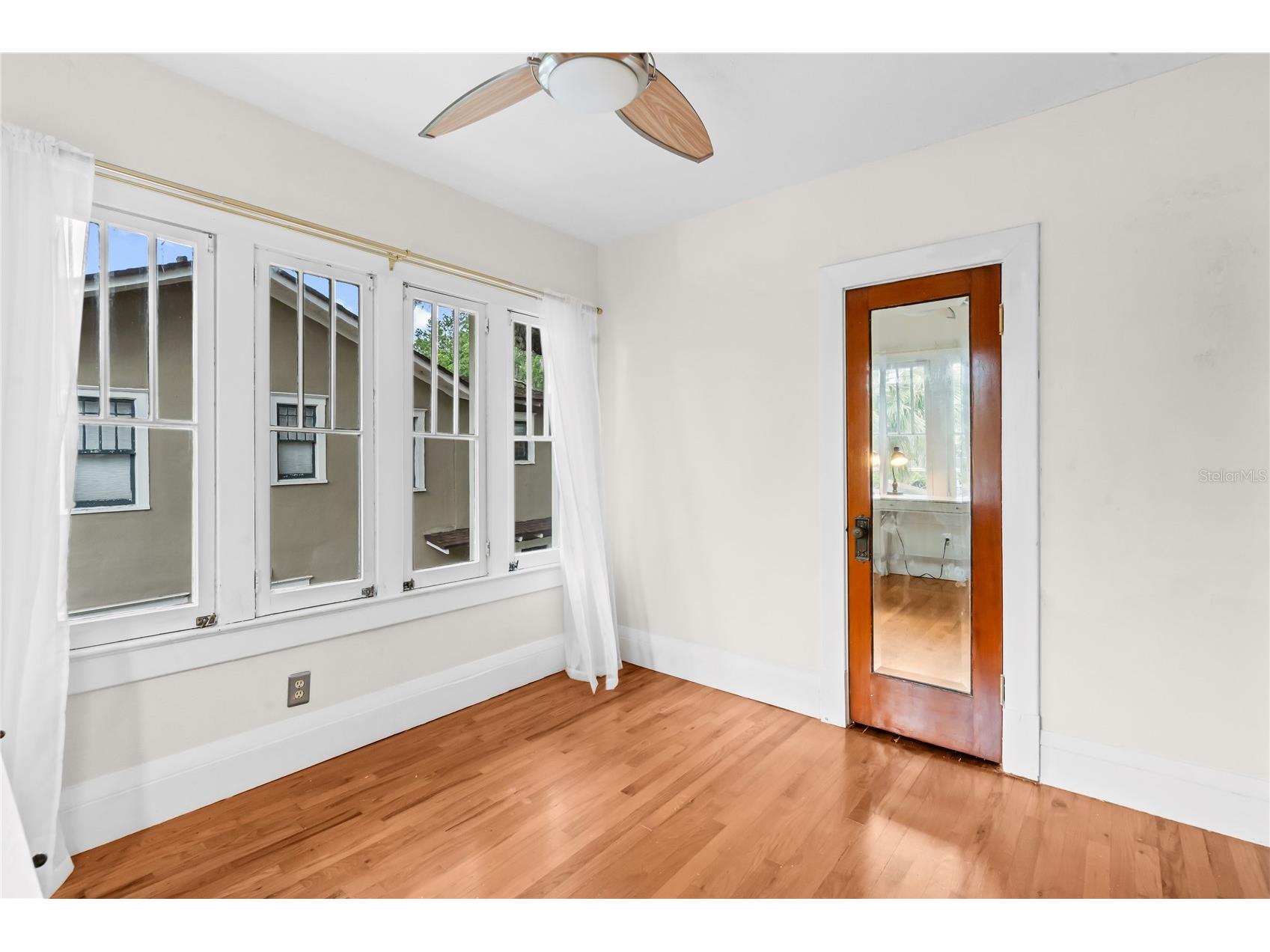210 Phillips Place Orlando FL 32806 O6376560 image41