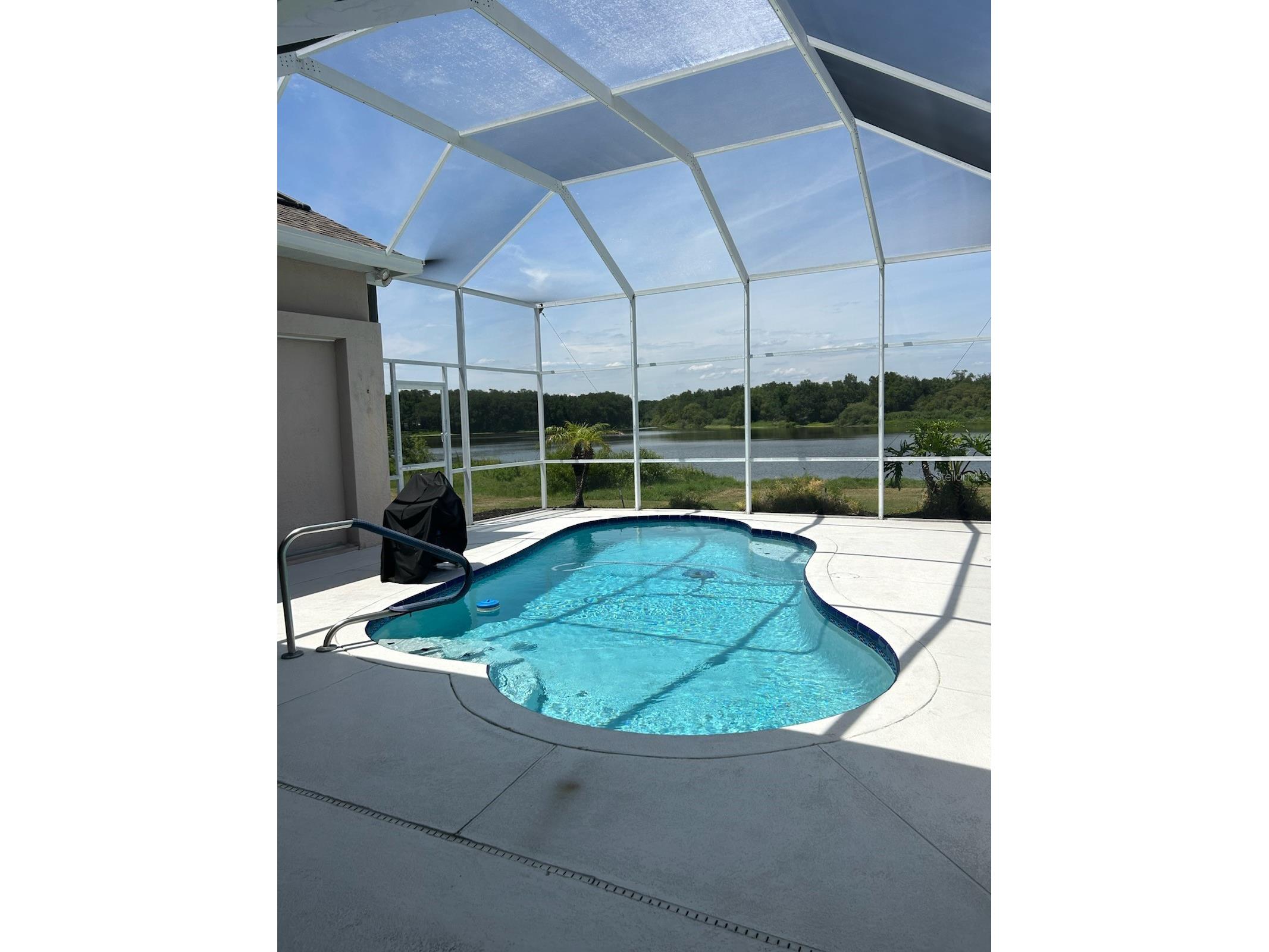 210 Rosana Drive Brandon FL 33511 - HICKORY HAMMOCK LAKE TB8518528 image2