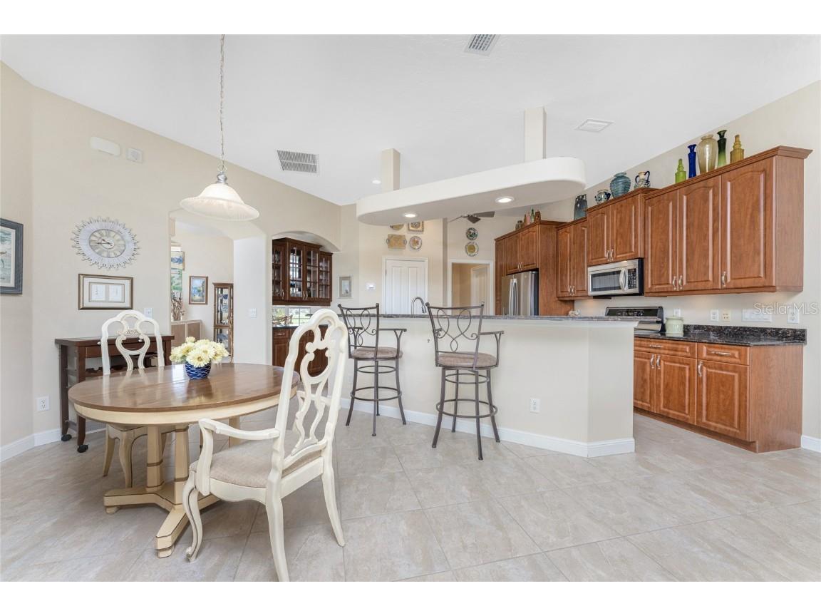 210 Rotonda Boulevard E Rotonda West FL 33947 D6145130 image27