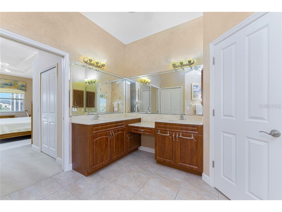 210 Rotonda Boulevard E Rotonda West FL 33947 D6145130 image38