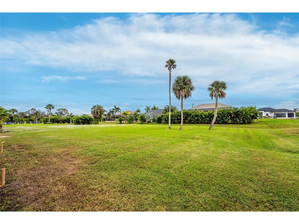 210 Rotonda Boulevard E Rotonda West FL 33947 D6145130 image64