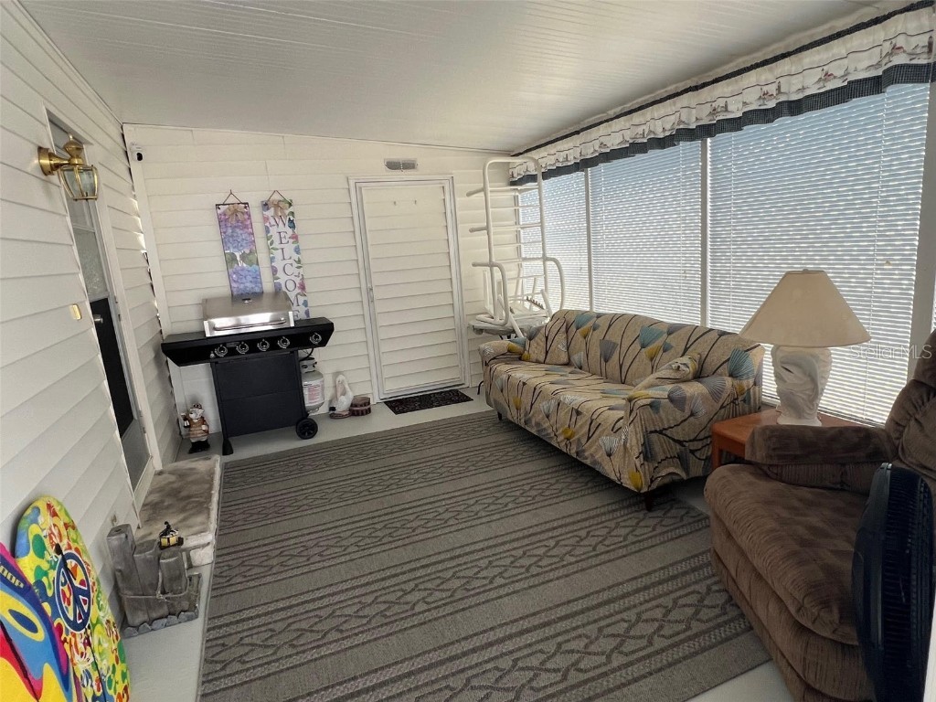 210 Royal Palm Circle Largo FL 33778 TB8378158 image5