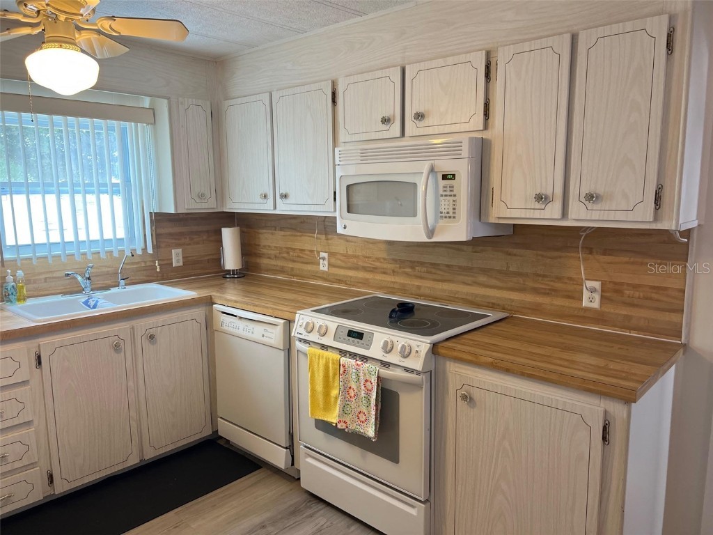 210 Royal Palm Circle Largo FL 33778 TB8378158 image8