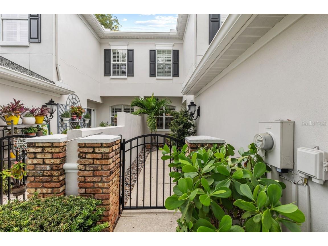 210 S Lincoln Avenue Tampa FL 33609 TB8429302 image4