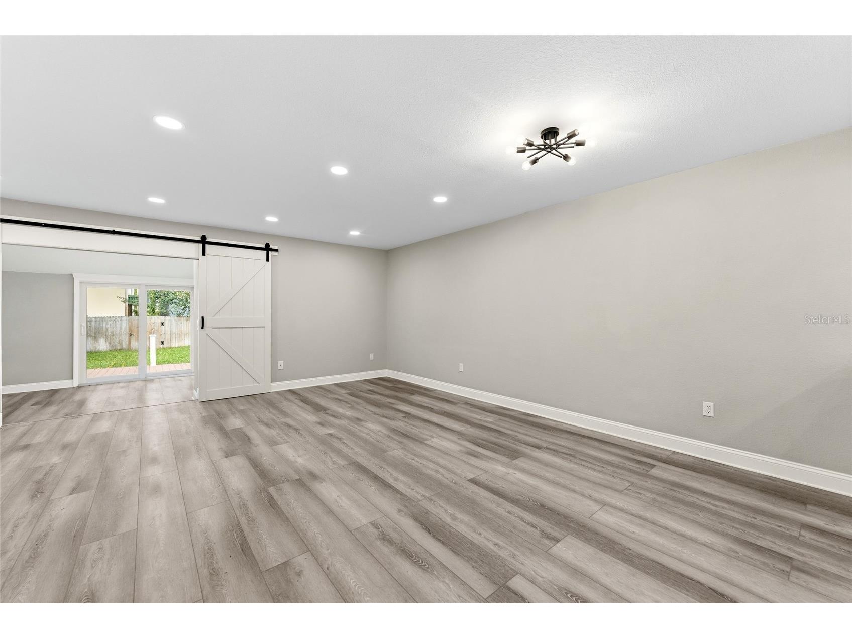210 S Malcolm Court Tampa FL 33609 TB8519631 image7