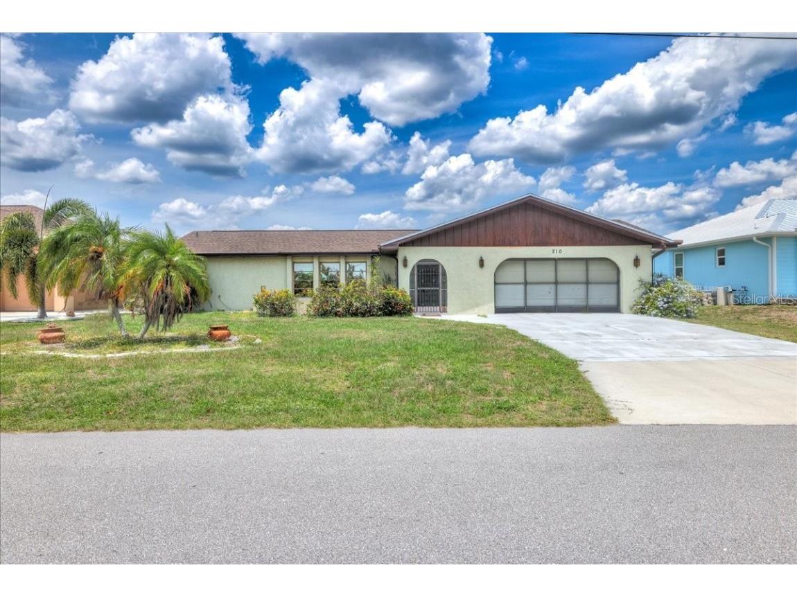210 S Waterway Drive NW Port Charlotte FL 33952 A4570440 image1
