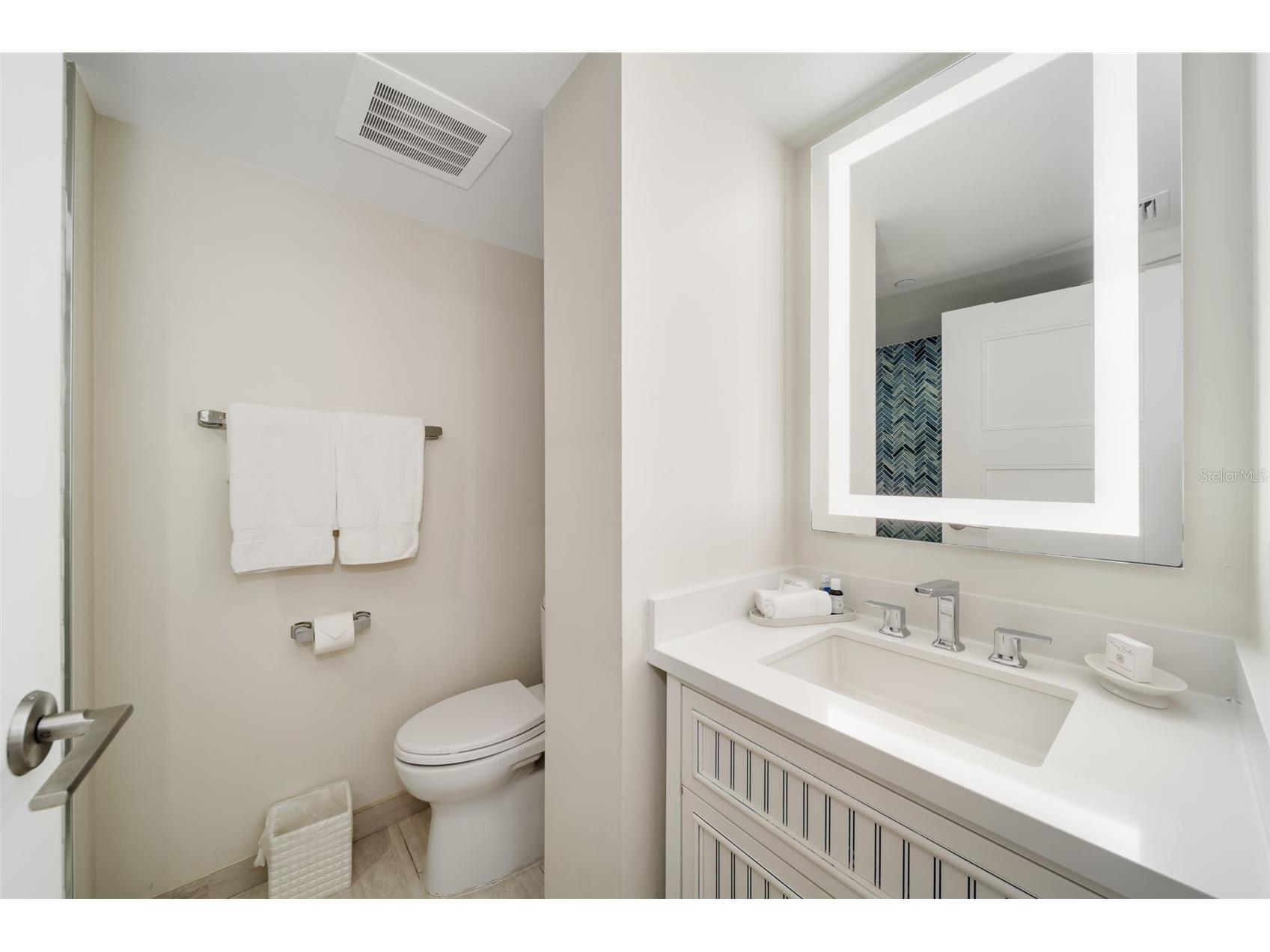 210 Sands Point Road #2402 Longboat Key FL 34228 - GULF OF MEXICO A4696591 image26