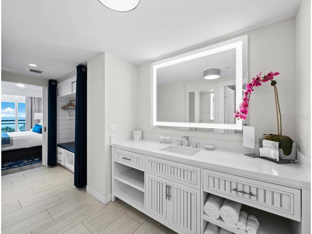 210 Sands Point Road #2405 Longboat Key FL 34228 - GULF OF MEXICO A4664039 image17