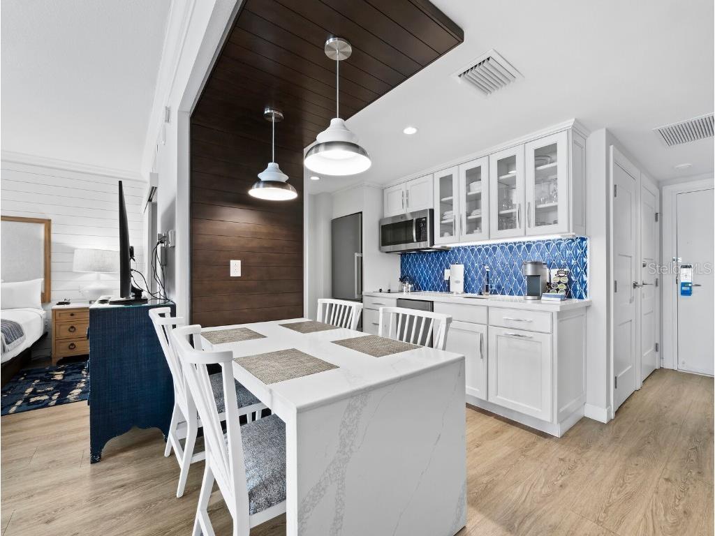 210 Sands Point Road #2405 Longboat Key FL 34228 - GULF OF MEXICO A4664039 image7