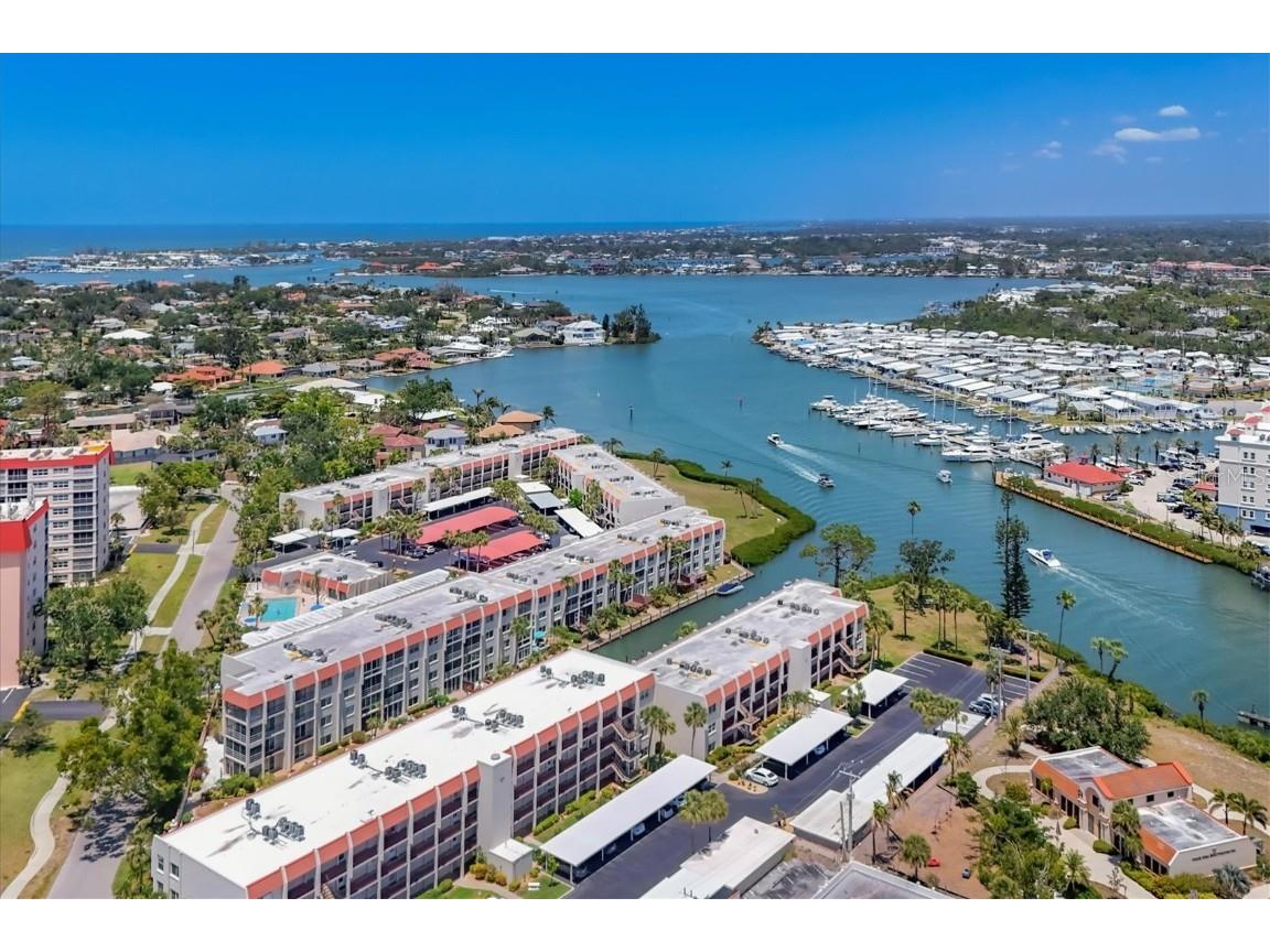 210 Santa Maria Street #244 Venice FL 34285 - INTRCOASTAL WATERWY A4649339 image3