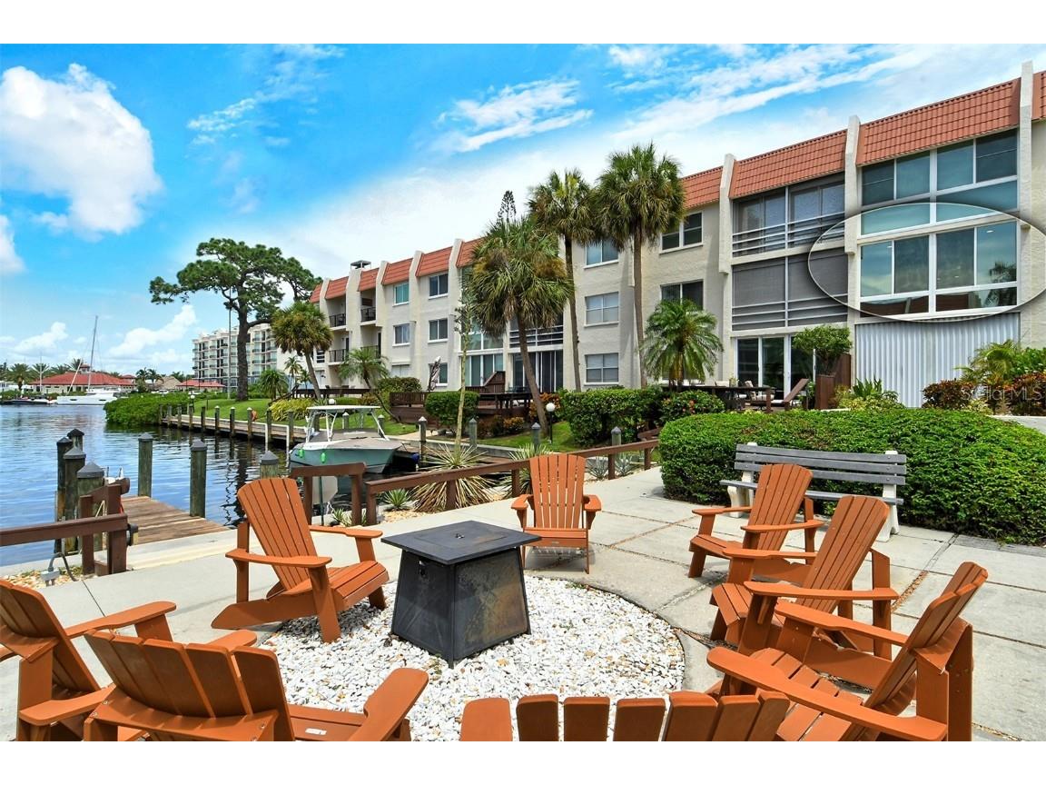 210 Santa Maria Street #245 Venice FL 34285 A4621371 image1