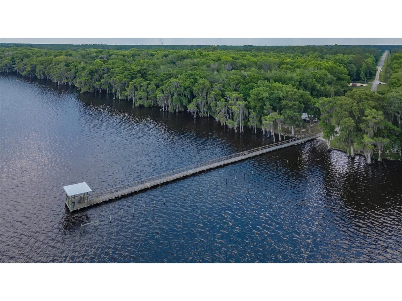 210 SE 1st Street Georgetown FL 32139 - LAKE GEORGE AND ST JOHNS RIVER O6352906 image12