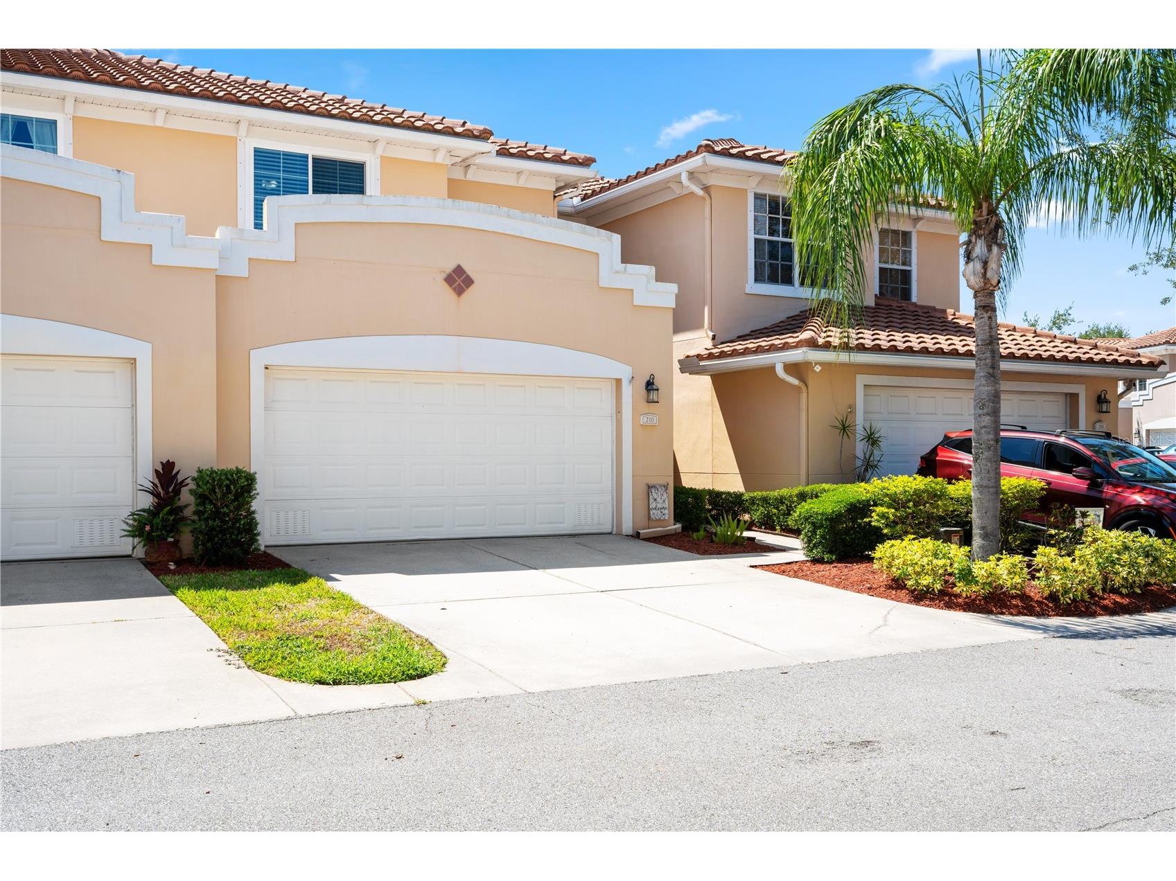 210 Valencia Circle Saint Petersburg FL 33716 TB8508296 image1